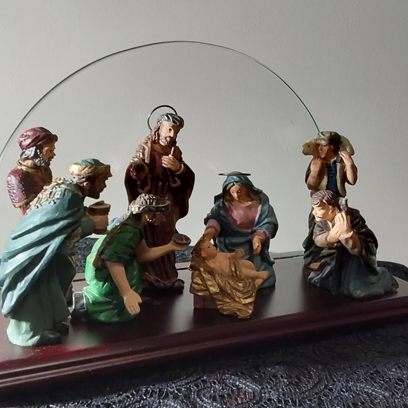 NATIVITY THREE KINGS FIGURINES ON WOOD WITH GLASS - Picture 2 of 6
